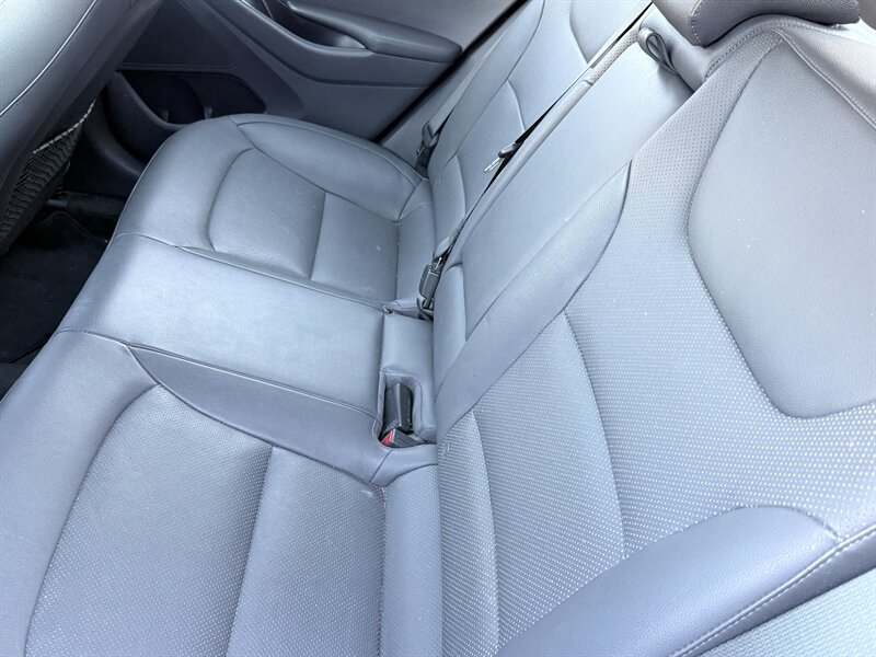 2020 Hyundai IONIQ Hybrid Limited - Photo 19 - Orange, CA 92867