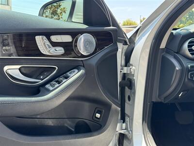 2015 Mercedes-Benz C 300   - Photo 22 - Orange, CA 92867