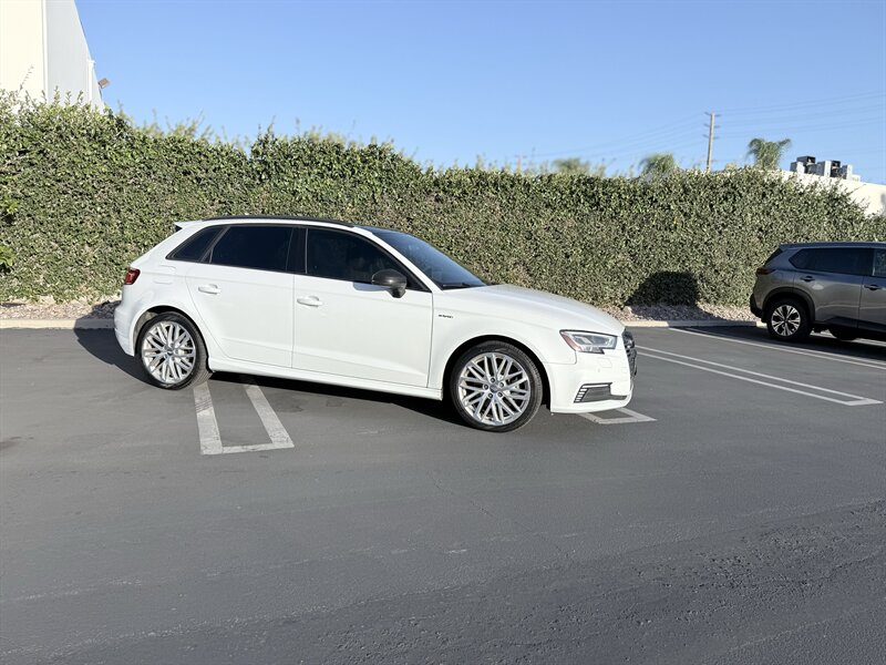 2018 Audi A3 Sportback e-tron 1.4T Premium Plus - Photo 2 - Orange, CA 92867