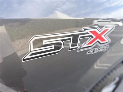 2020 Ford F-150 STX V8 4X4   - Photo 16 - Orange, CA 92867