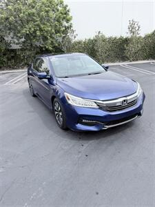 2017 Honda Accord Hybrid Touring   - Photo 6 - Orange, CA 92867