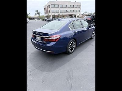 2017 Honda Accord Hybrid Touring - Photo 8 - Orange, CA 92867
