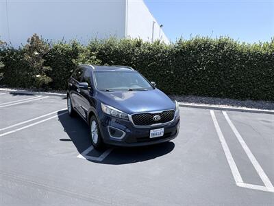 2016 Kia Sorento LX V6   - Photo 2 - Orange, CA 92867