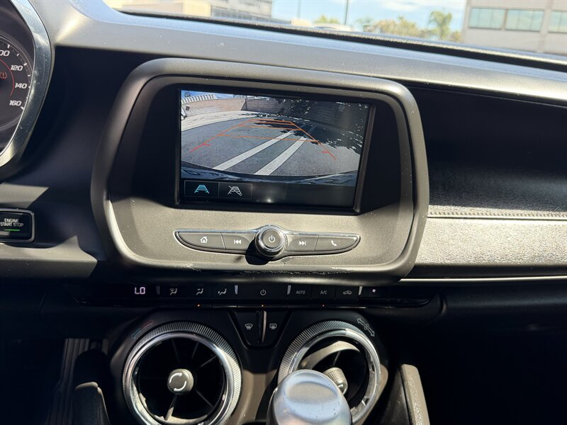 2018 Chevrolet Camaro LT - Photo 24 - Orange, CA 92867