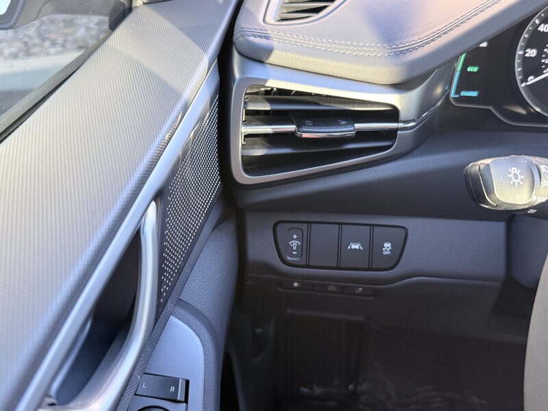 2020 Hyundai IONIQ SE - Photo 17 - Orange, CA 92867