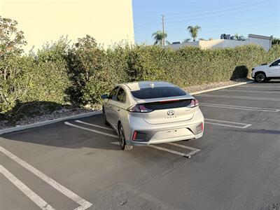 2020 Hyundai IONIQ SE - Photo 6 - Orange, CA 92867