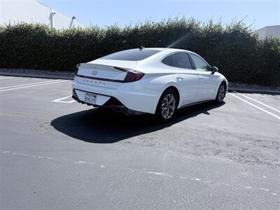 2022 Hyundai Sonata SEL - Photo 11 - Orange, CA 92867