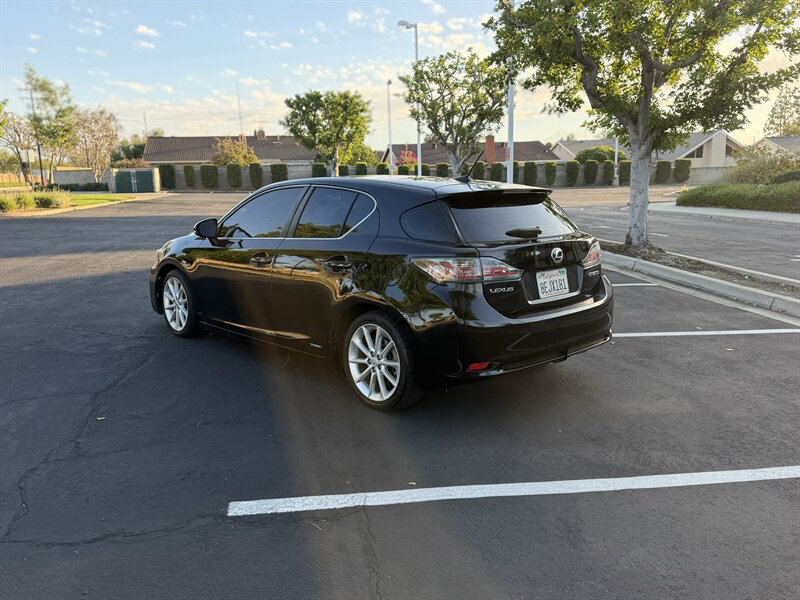 2013 Lexus CT 200h - Photo 10 - Orange, CA 92867