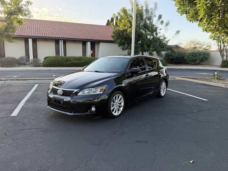 2013 Lexus CT 200h - Photo 4 - Orange, CA 92867