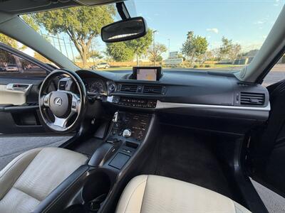 2013 Lexus CT 200h - Photo 17 - Orange, CA 92867