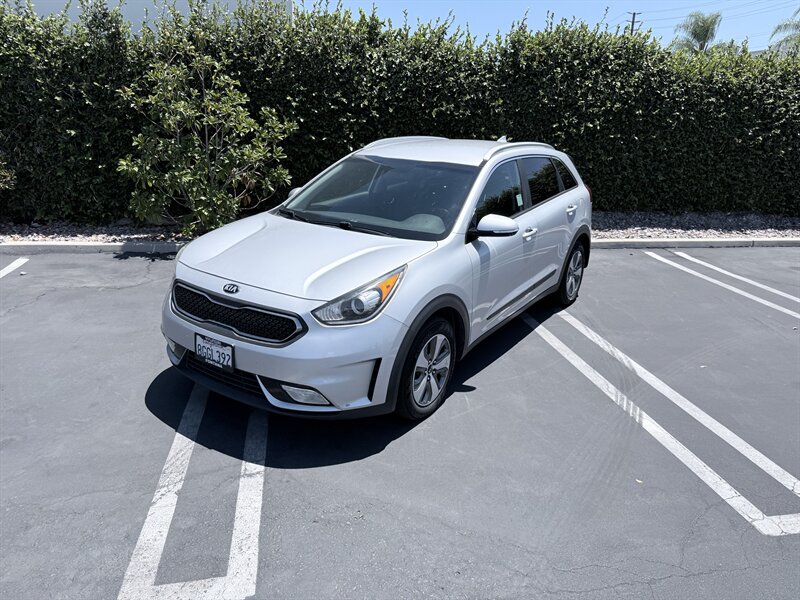 2019 Kia Niro EX - Photo 3 - Orange, CA 92867