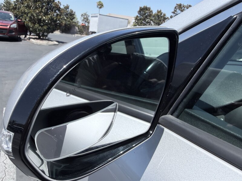 2019 Kia Niro EX - Photo 22 - Orange, CA 92867