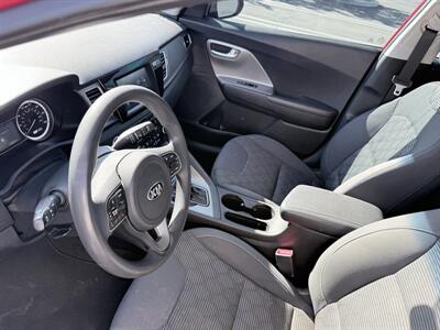 2017 Kia Niro LX - Photo 12 - Orange, CA 92867