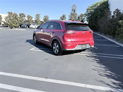 2017 Kia Niro LX - Photo 8 - Orange, CA 92867