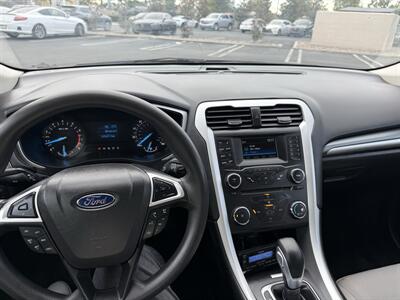 2016 Ford Fusion S   - Photo 19 - Orange, CA 92867