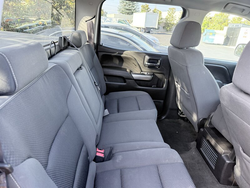 2017 Chevrolet Silverado 1500 LT - Photo 15 - Orange, CA 92867