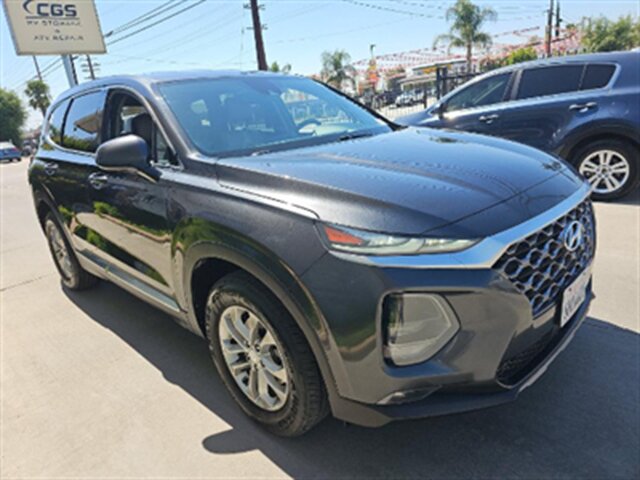 2020 Hyundai Santa Fe SEL - Photo 2 - Orange, CA 92867