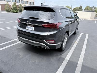 2020 Hyundai Santa Fe SEL   - Photo 10 - Orange, CA 92867
