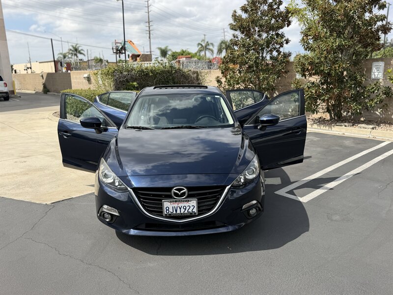 2016 Mazda MAZDA3 i Touring - Photo 7 - Orange, CA 92867