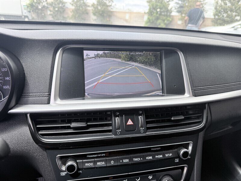 2019 Kia Optima LX - Photo 9 - Orange, CA 92867