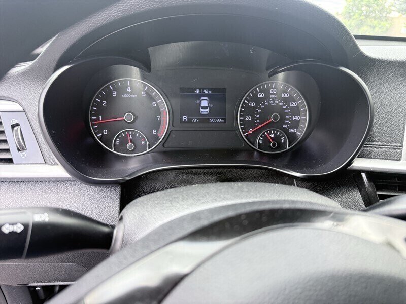 2019 Kia Optima LX - Photo 10 - Orange, CA 92867