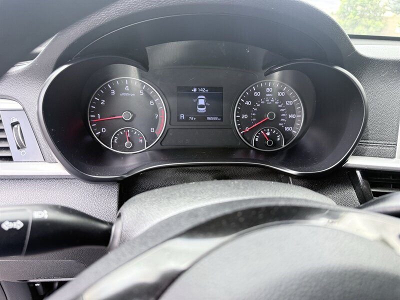 2019 Kia Optima LX - Photo 10 - Orange, CA 92867