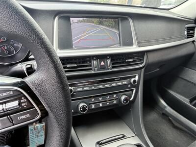 2019 Kia Optima LX - Photo 11 - Orange, CA 92867