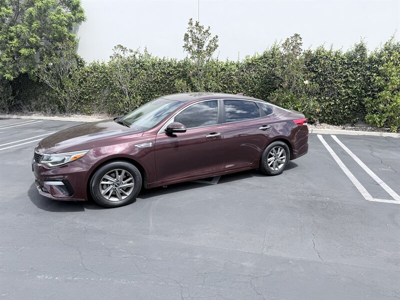 2019 Kia Optima LX - Photo 4 - Orange, CA 92867