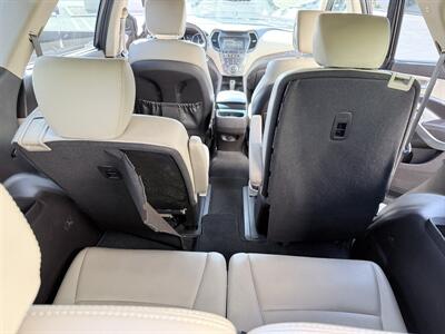 2017 Hyundai Santa Fe Ultimate - Photo 22 - Orange, CA 92867