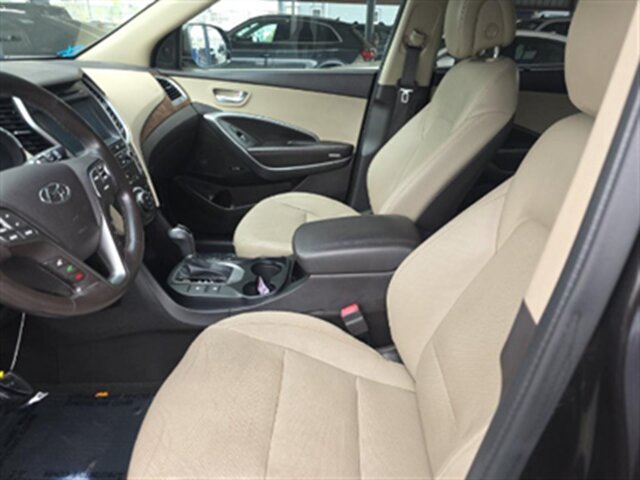2017 Hyundai Santa Fe Ultimate - Photo 8 - Orange, CA 92867