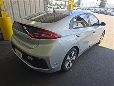 2019 Hyundai IONIQ Plug-in Hybrid   - Photo 5 - Orange, CA 92867