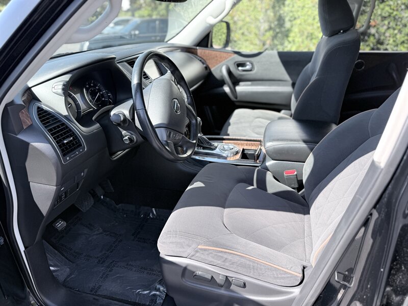 2019 Nissan Armada SV - Photo 13 - Orange, CA 92867