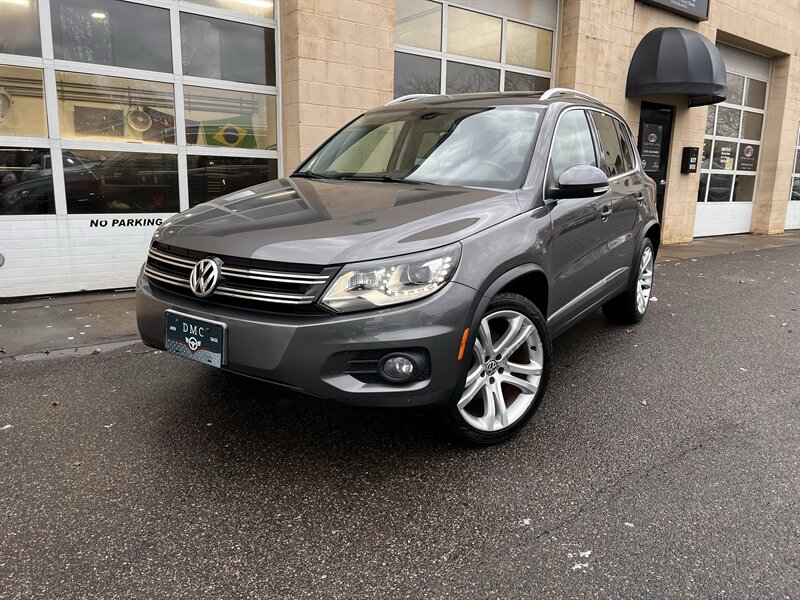 2013 Volkswagen Tiguan S's photo