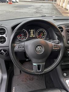 2013 Volkswagen Tiguan S 4Motion   - Photo 17 - Peabody, MA 01960