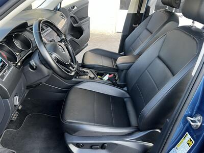 2018 Volkswagen Tiguan 2.0T SE 4Motion   - Photo 9 - Peabody, MA 01960