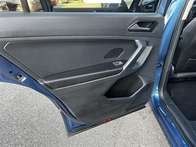 2018 Volkswagen Tiguan 2.0T SE 4Motion   - Photo 12 - Peabody, MA 01960