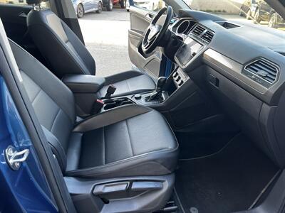 2018 Volkswagen Tiguan 2.0T SE 4Motion   - Photo 11 - Peabody, MA 01960
