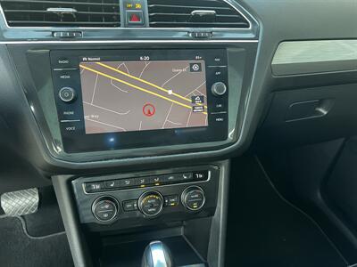 2018 Volkswagen Tiguan 2.0T SE 4Motion   - Photo 17 - Peabody, MA 01960