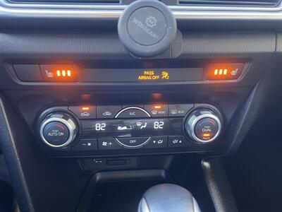 2018 Mazda Mazda3 Touring   - Photo 17 - Peabody, MA 01960