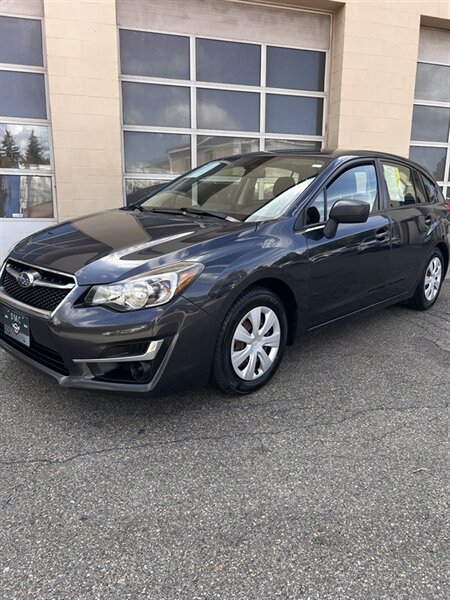 2015 Subaru Impreza 2.0i  