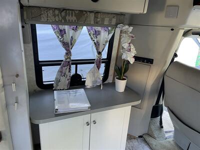 2004 Winnebago Rialta 22H   - Photo 35 - Chino Hills, CA 91709