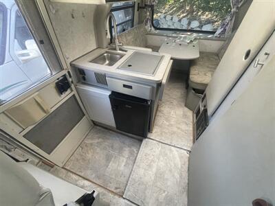 2004 Winnebago Rialta 22H QD   - Photo 77 - Brea, CA 92822