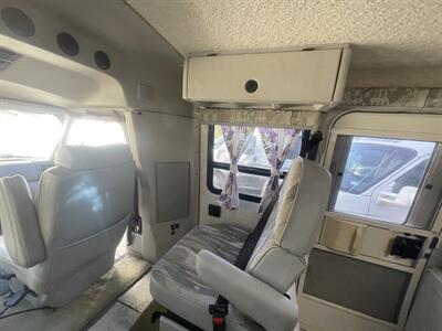 2004 Winnebago Rialta 22H QD   - Photo 79 - Brea, CA 92822