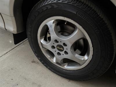 2002 Winnebago Rialta 22QD - Photo 63 - Chino Hills, CA 91709