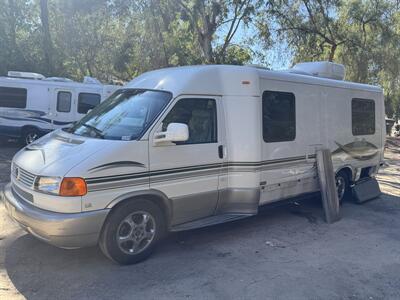 2002 Winnebago Rialta 22QD   - Photo 23 - Chino Hills, CA 91709