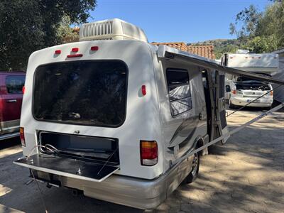 2002 Winnebago Rialta 22QD   - Photo 28 - Chino Hills, CA 91709