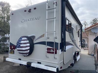 2015 Thor Motor Coach Chateau 24   - Photo 2 - Chino Hills, CA 91709