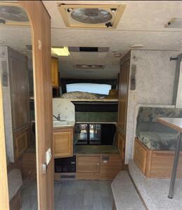 2017 LANCE 821   - Photo 3 - Chino Hills, CA 91709