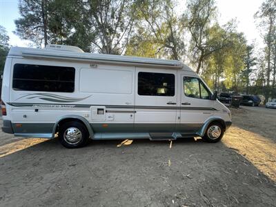 2004 Pleasure-Way Plateau 21   - Photo 85 - Chino Hills, CA 91709