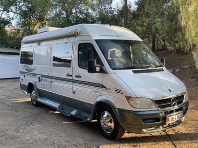 2004 Pleasure-Way Plateau 21   - Photo 55 - Chino Hills, CA 91709